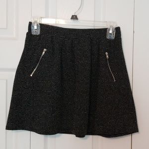 Black skirt w/ zipper detail